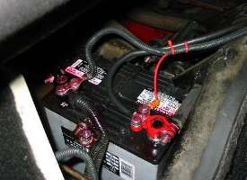 gel cell battery installed, right side